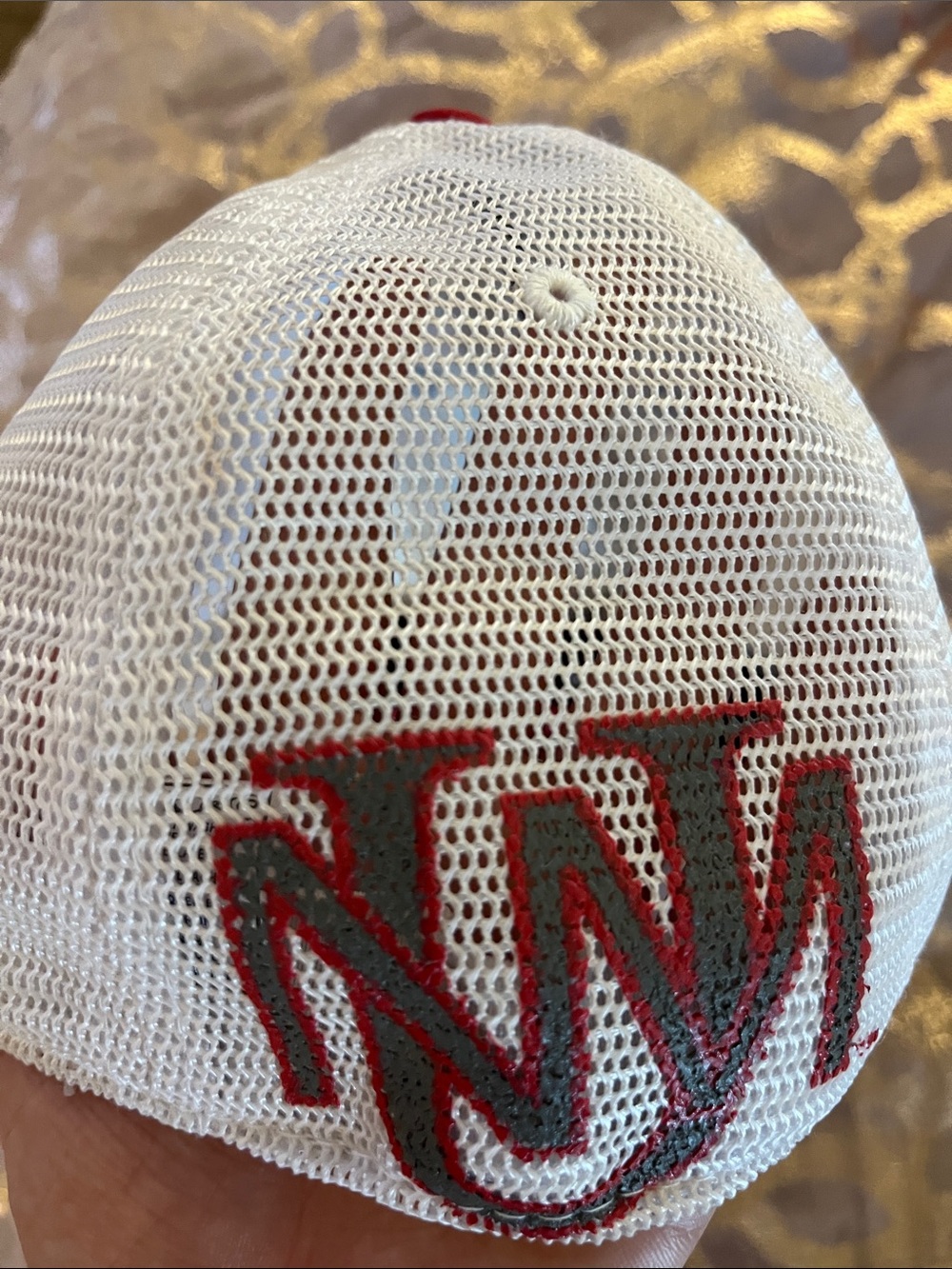 UNM Lobos Plaid Trucker Hat in White, Gray & Red - Picture 2 of 3